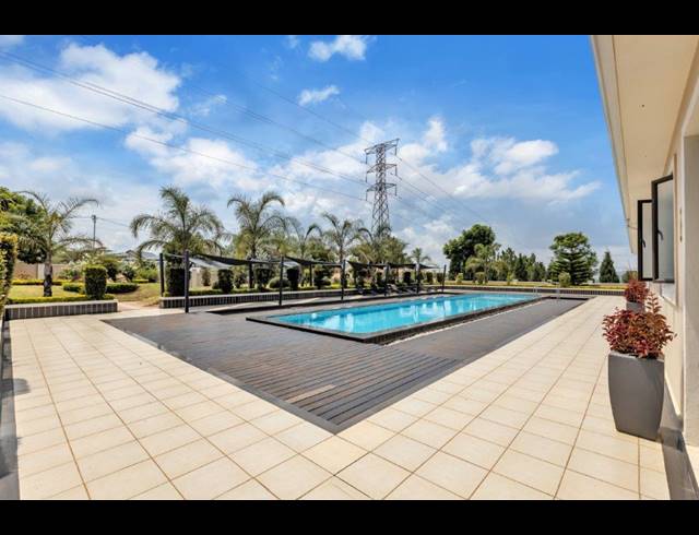 3 BEDROOM APARTMENT TO LET IN BROADACRES